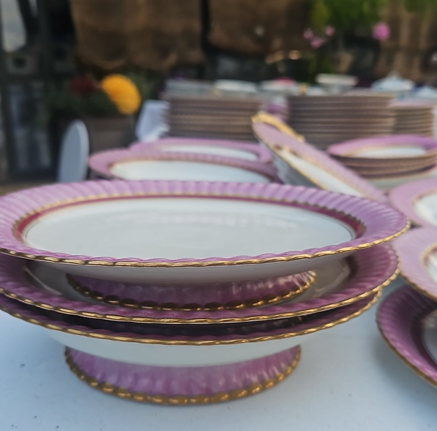 Vajilla Bernardaud ala rosa para 12