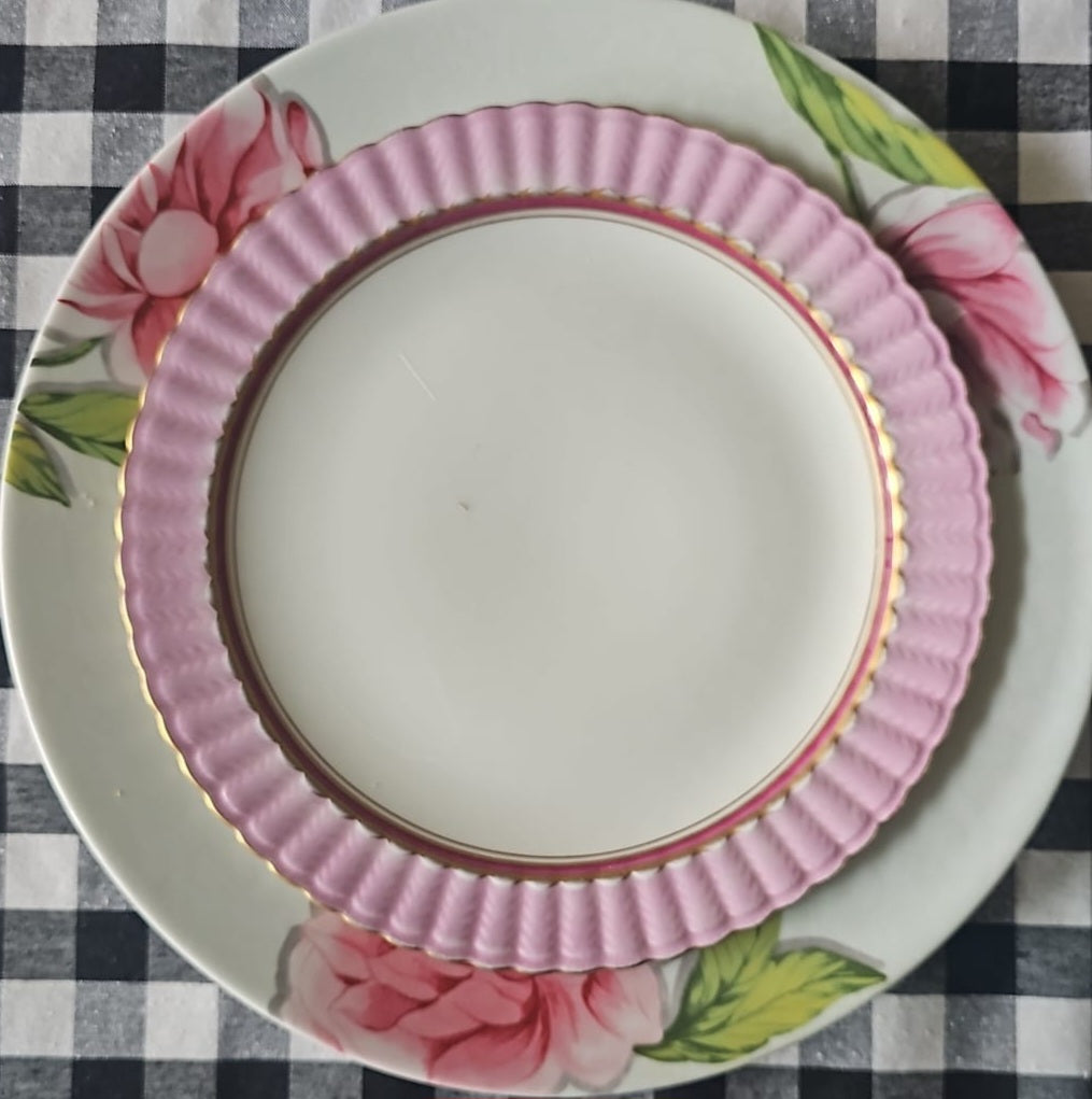 Vajilla Bernardaud ala rosa para 12