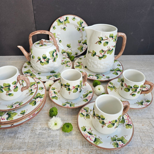 Juego de te Christian Dior ceramica barbotine flores cerezo
