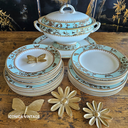 Vajilla Royal Worcester para Thomas Goode verde agua y oro