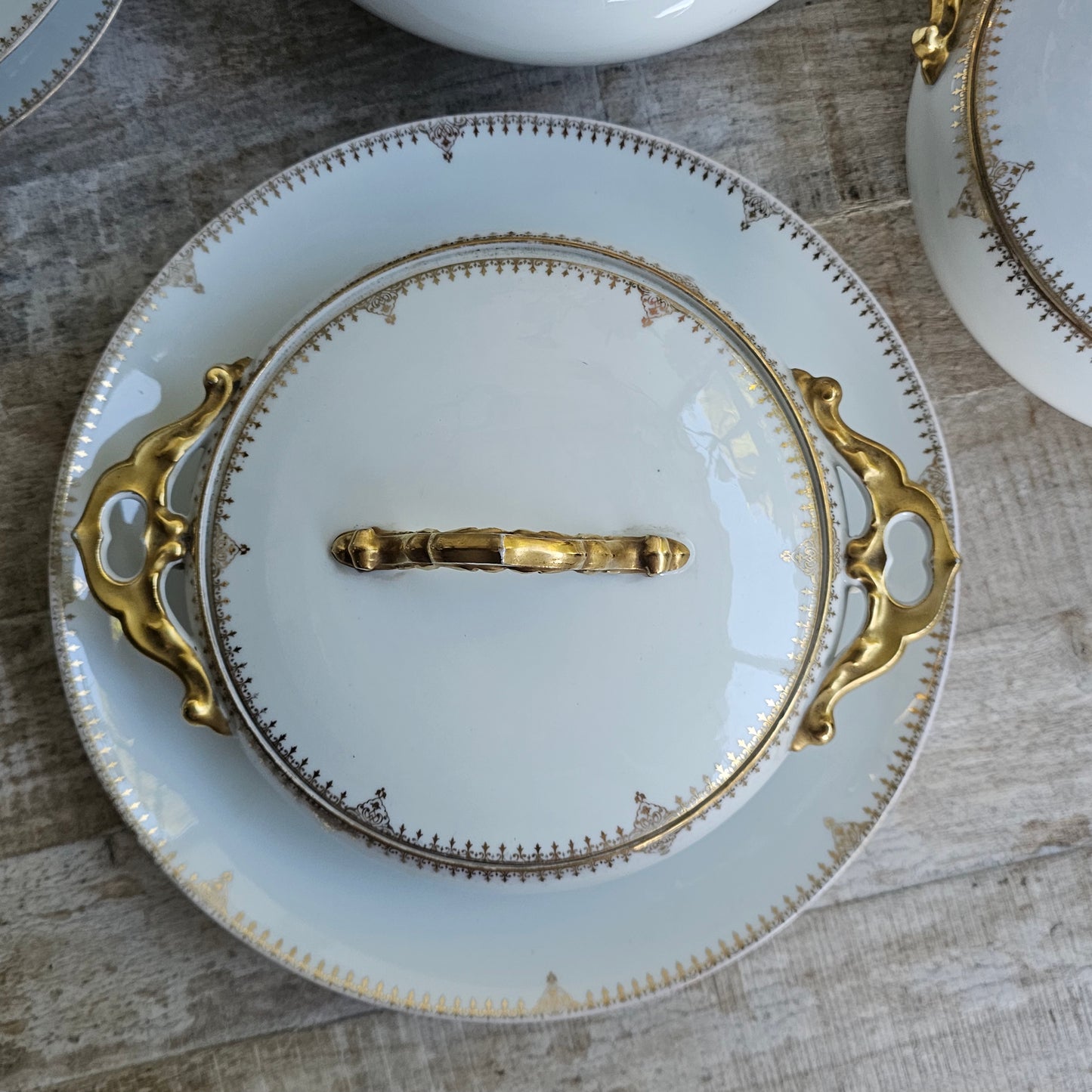 La gran vajilla de porcelana francesa