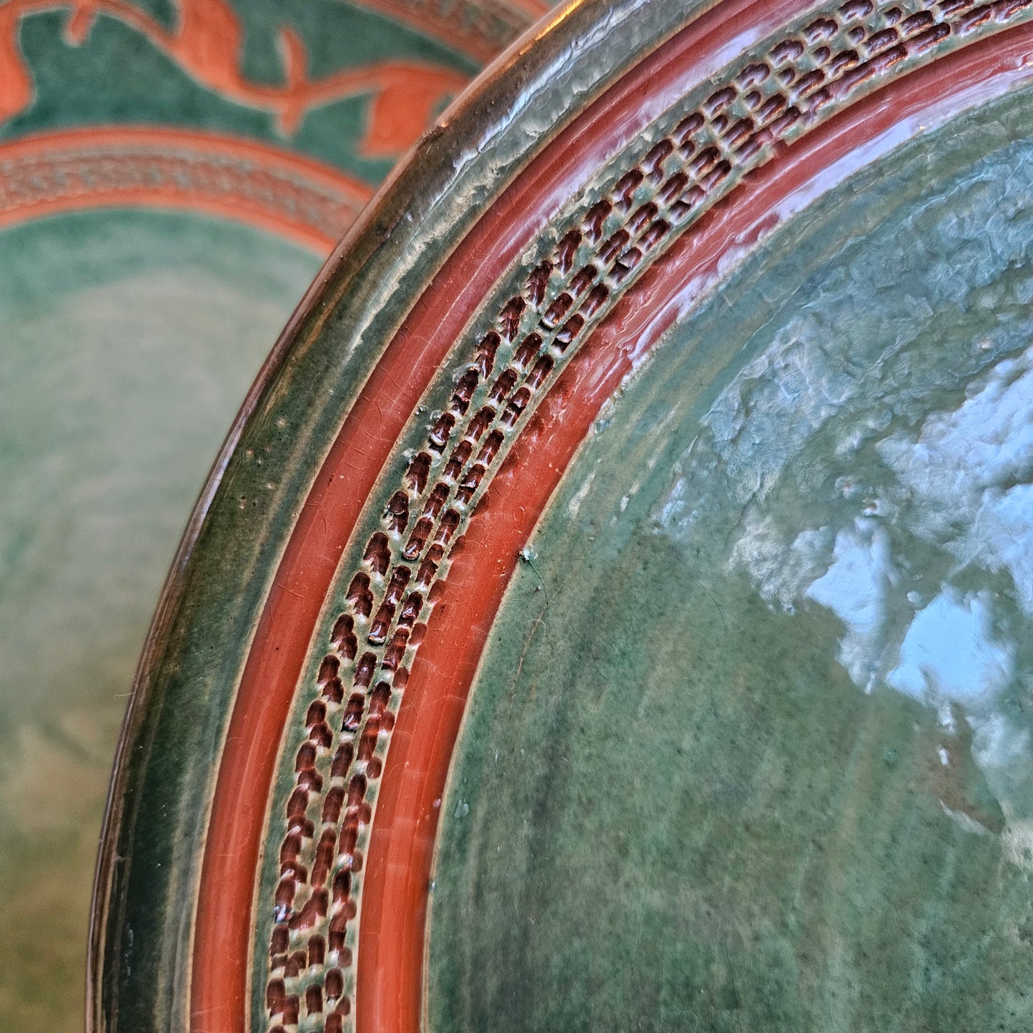 Vajilla de cerámica artesanal sueca