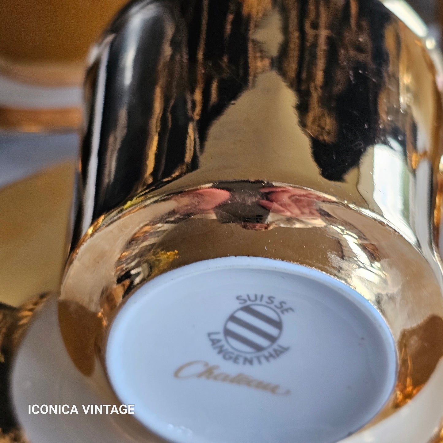 5 sets de tacita y platillo de café dorados