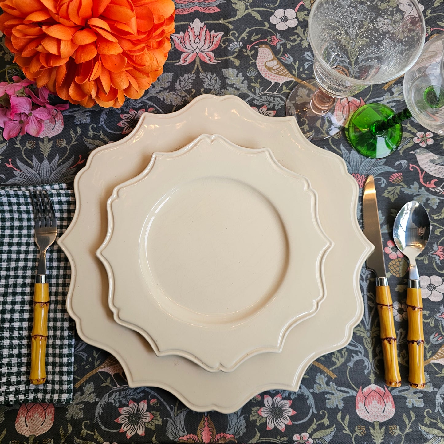 Vajilla artesanal de Uzés