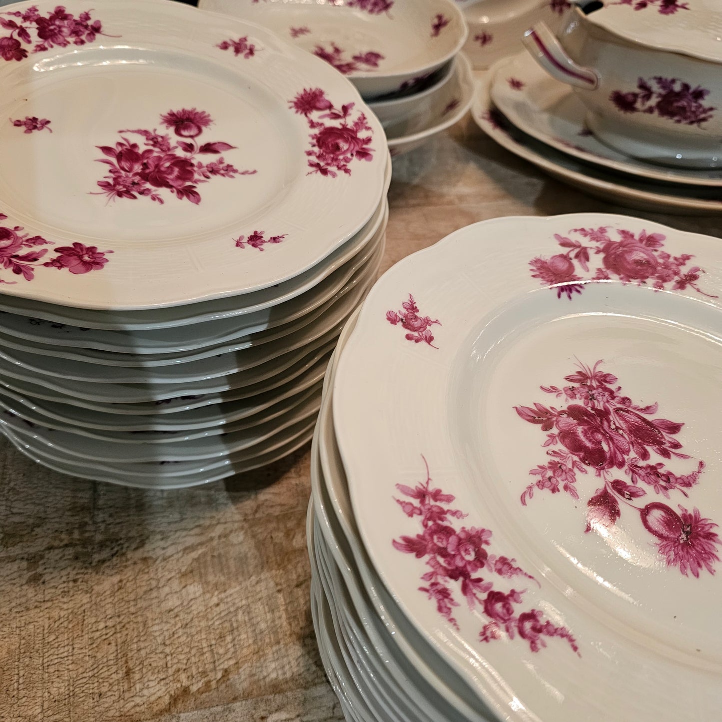Vajilla Haviland fucsia para 12
