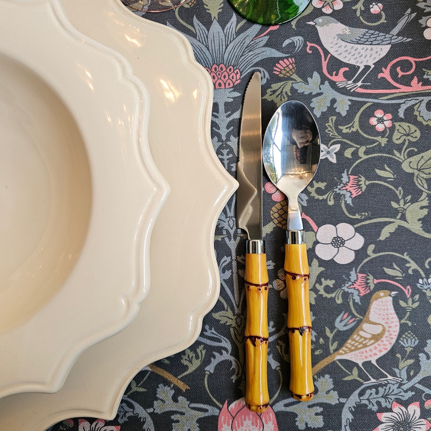 Vajilla artesanal de Uzés