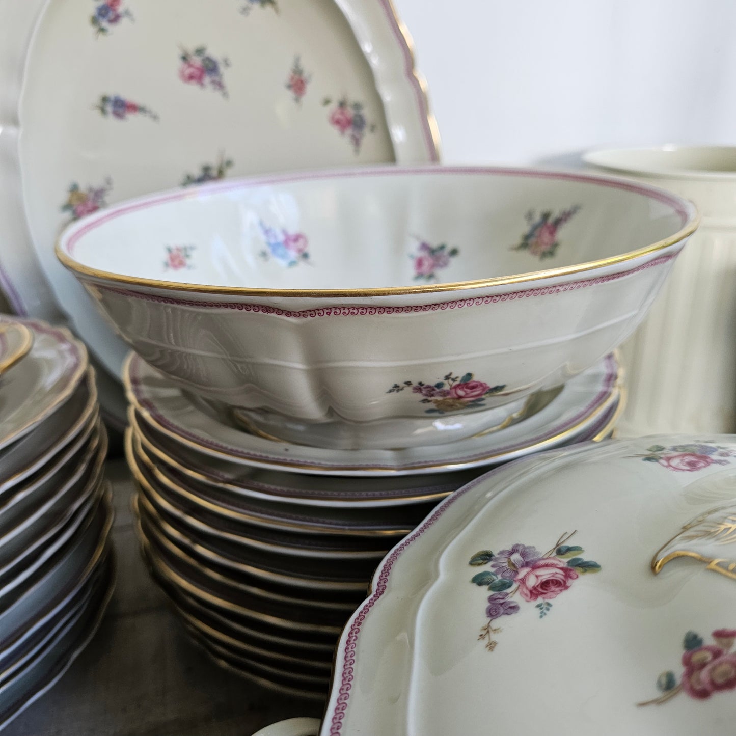 Vajilla para 12 de Bernardaud Classic Fleurs