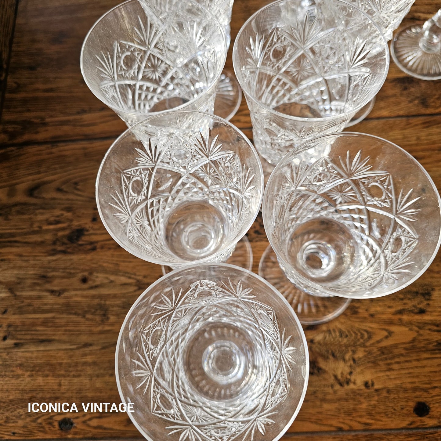 Cristalería Dijon, Inicial M