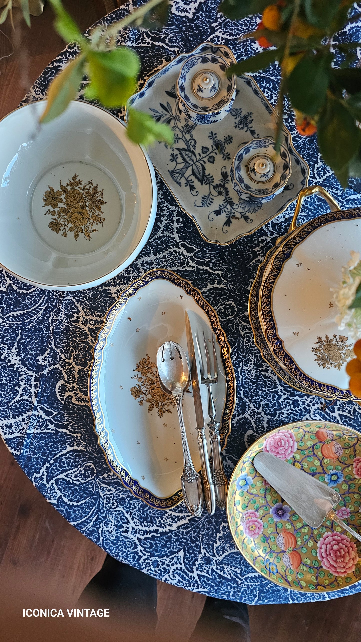 Vajilla de Limoges para 12 porcelana, oro y cobalto