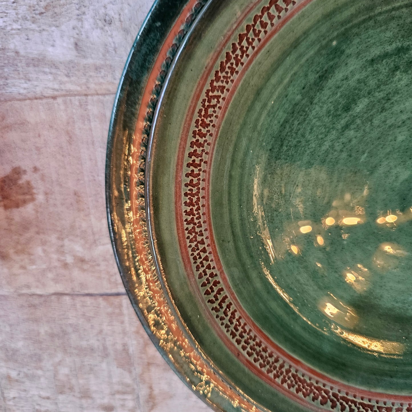 Vajilla de cerámica artesanal sueca