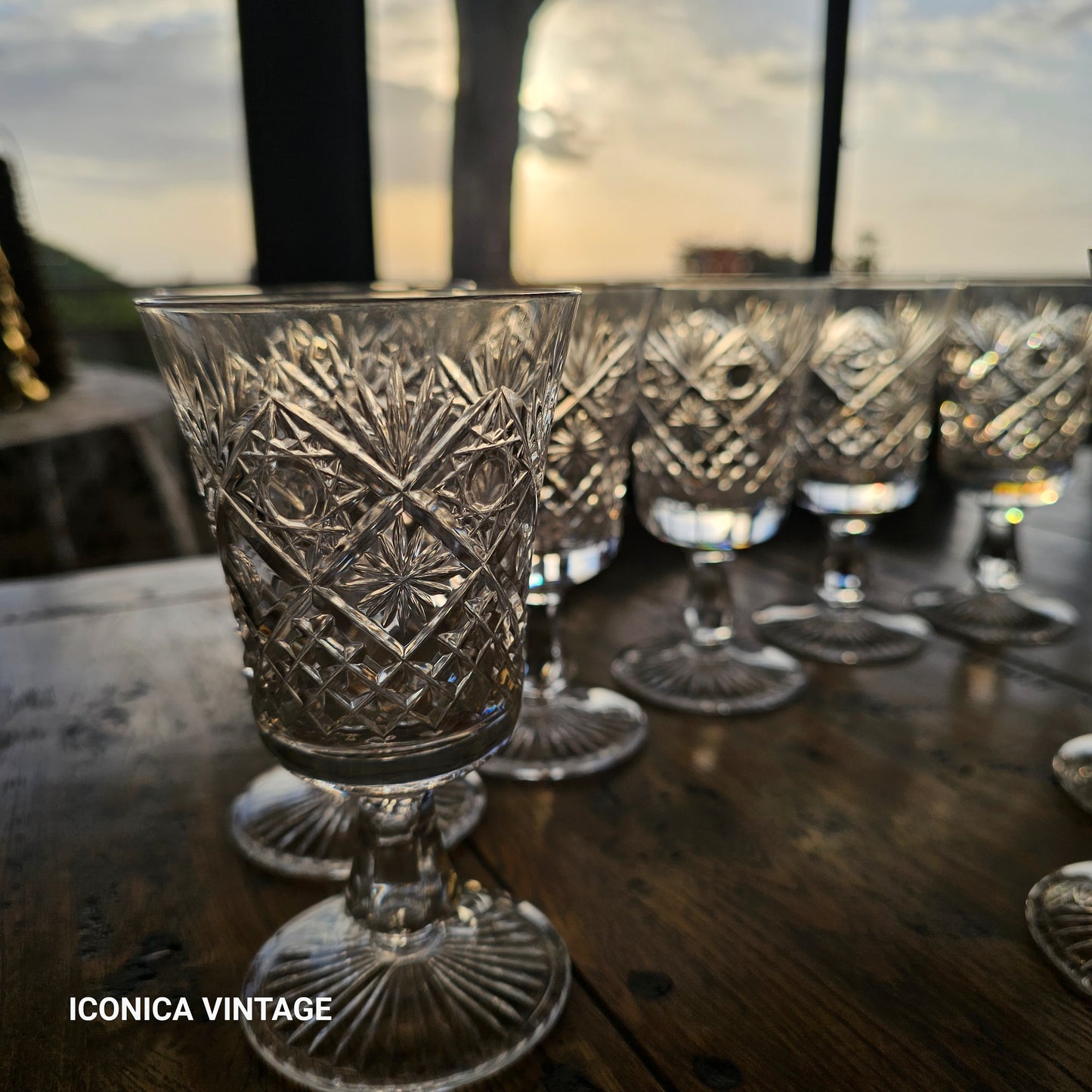 Cristalería Dijon, Inicial M