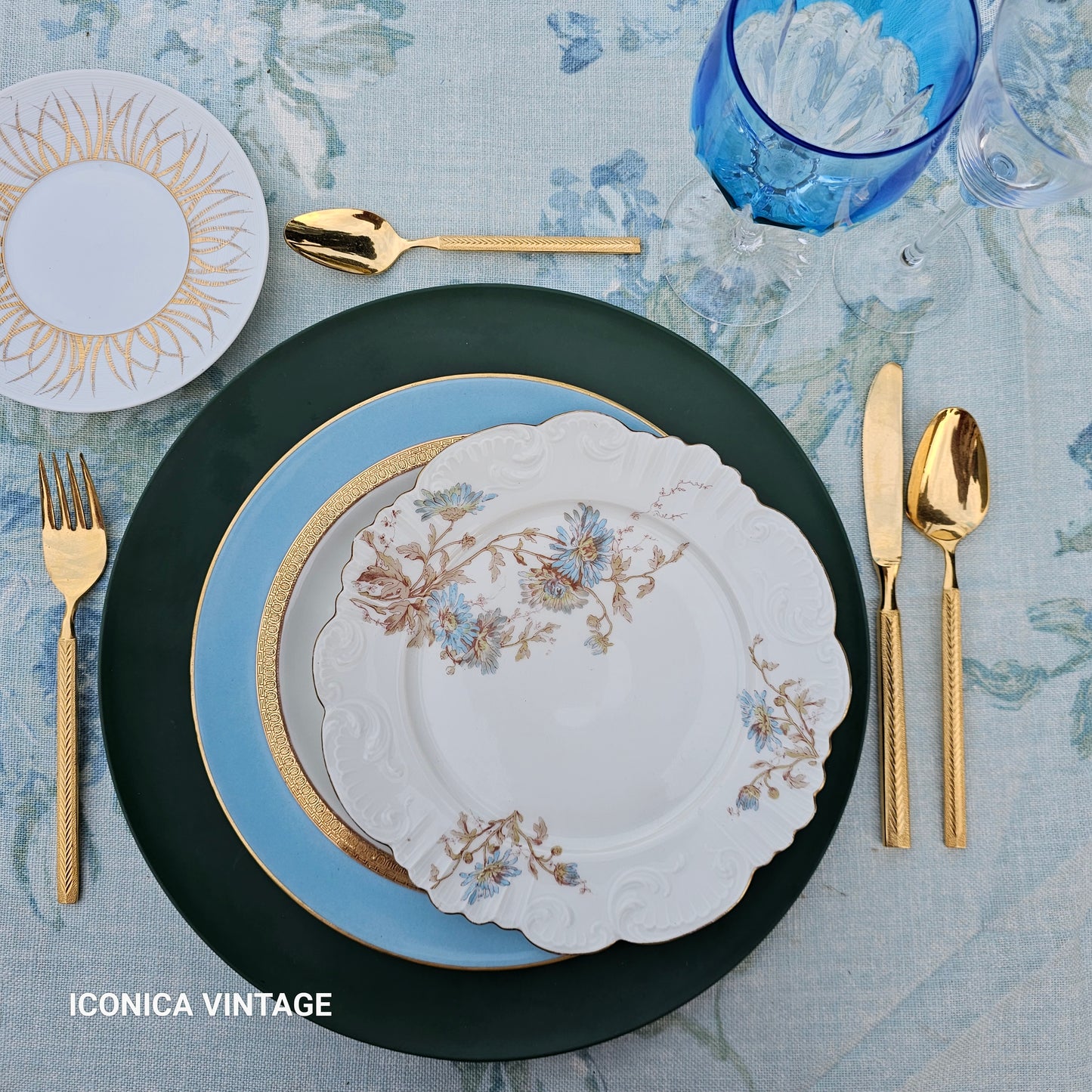 Servicio de cena Haviland color celeste