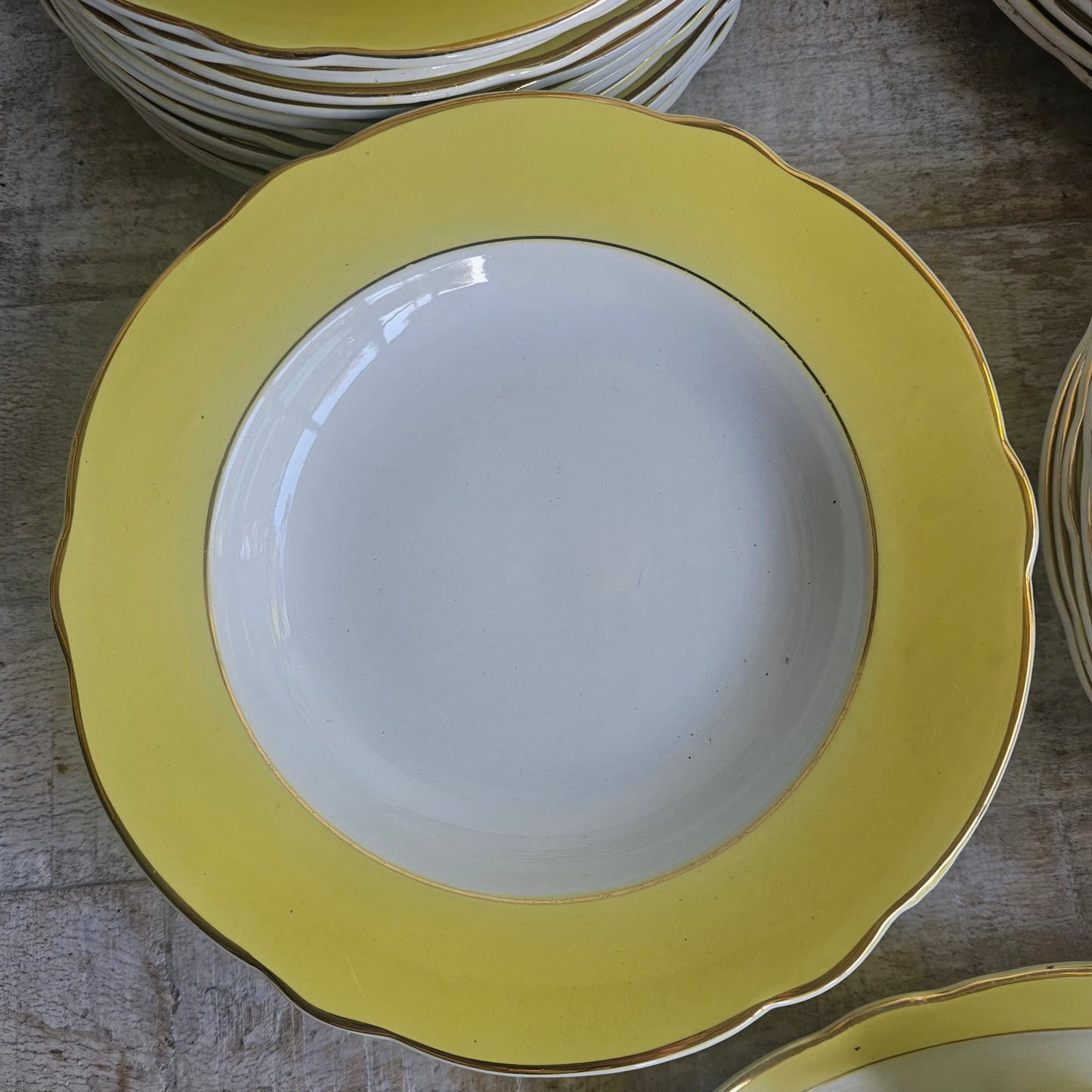 Vajilla Luneville de ala amarilla