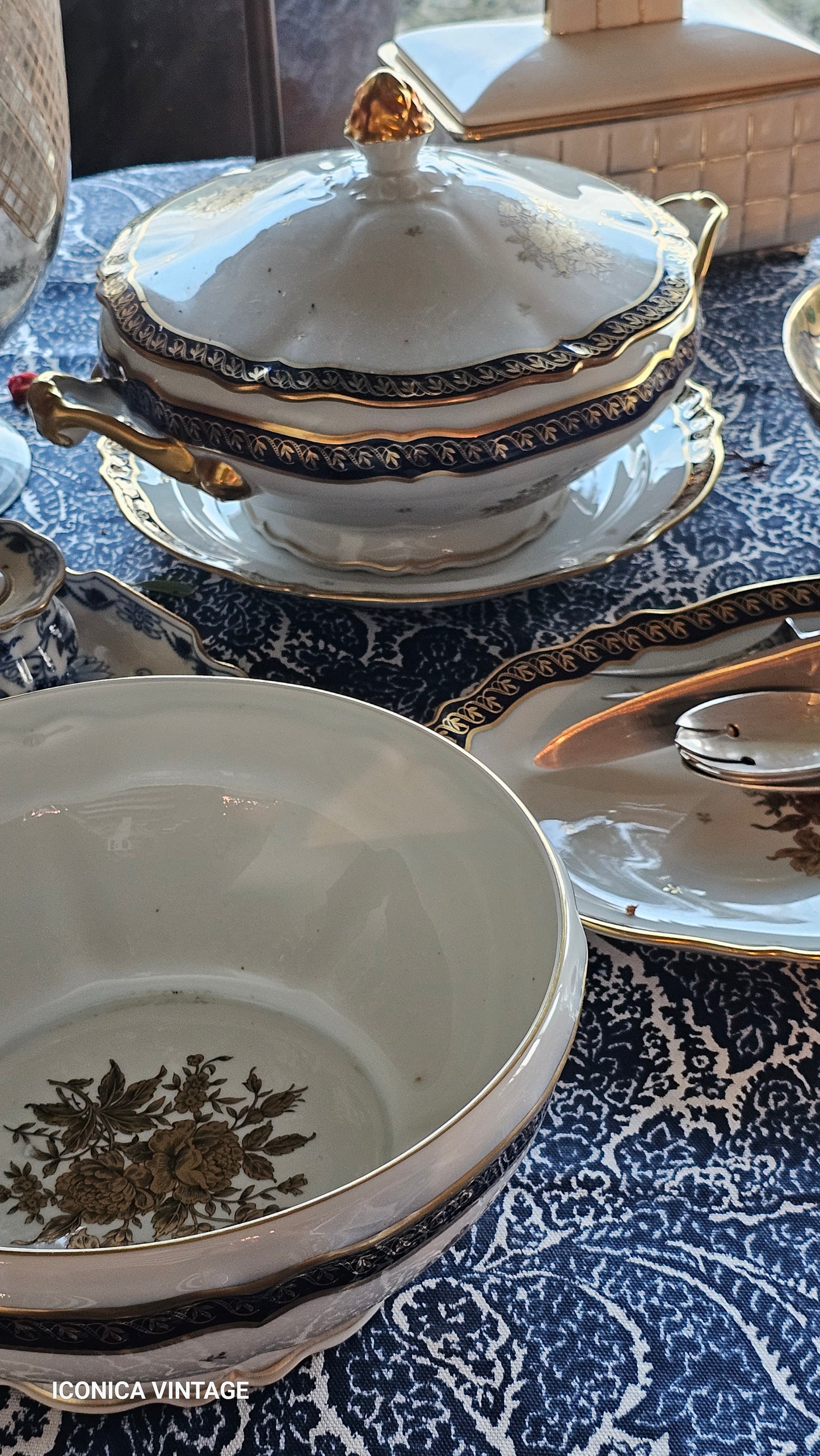 Vajilla de Limoges para 12 porcelana, oro y cobalto