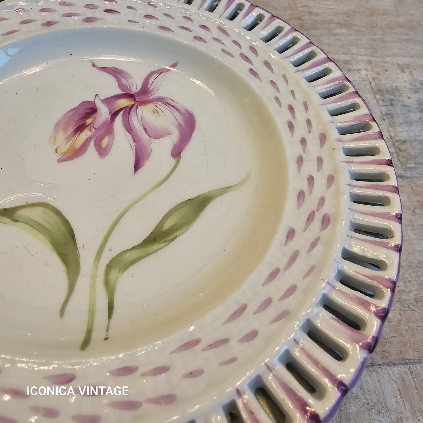 12 platos de pan de flores