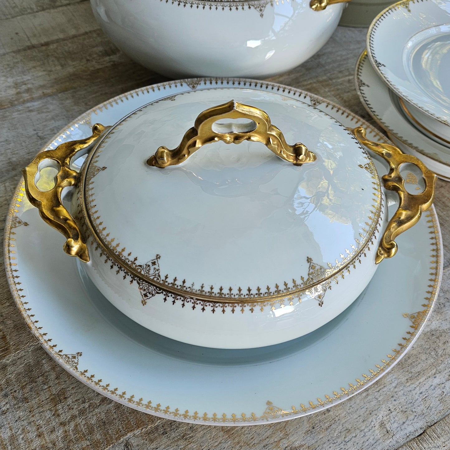 La gran vajilla de porcelana francesa