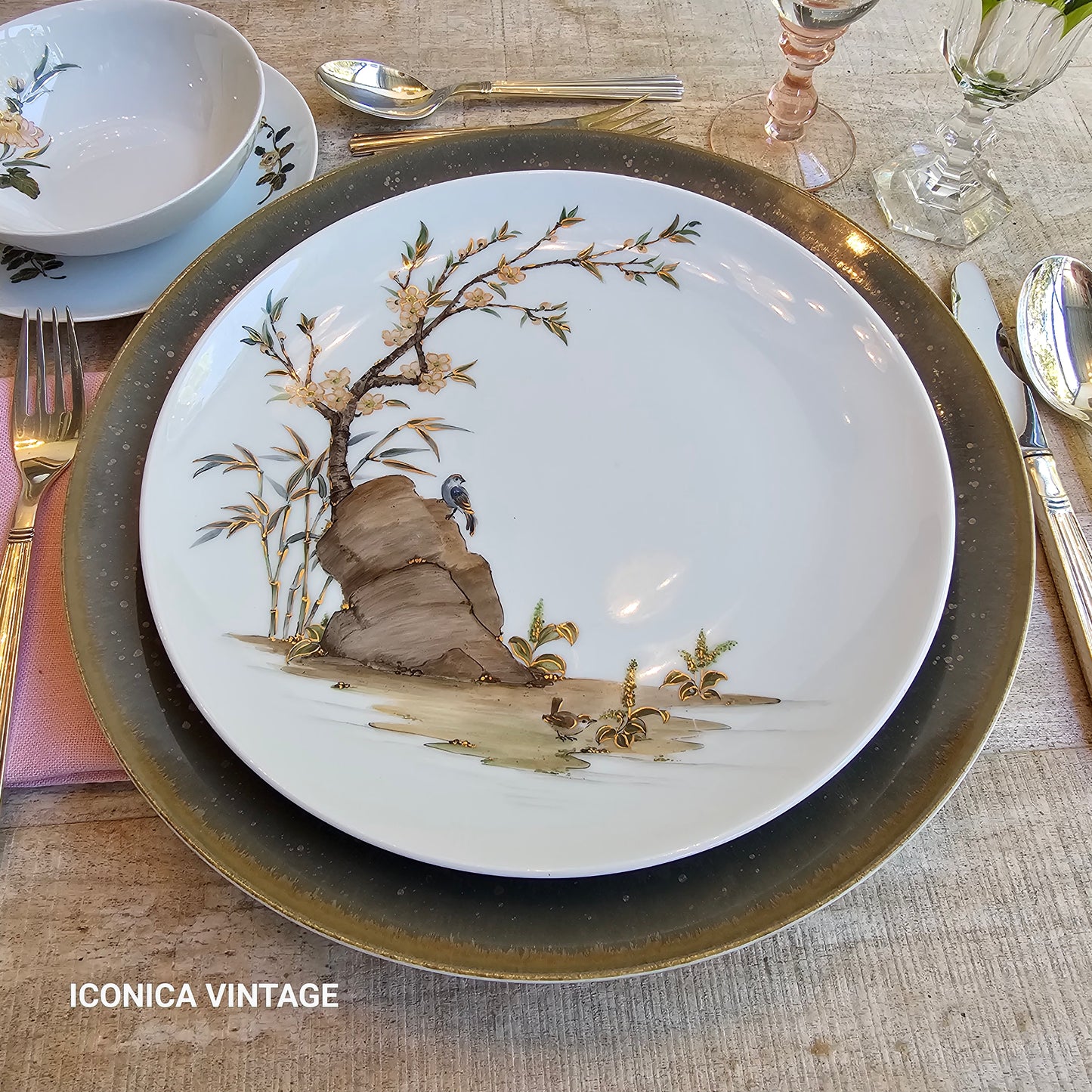 Vajilla de porcelana alemana pintada a mano con paisajes orientales