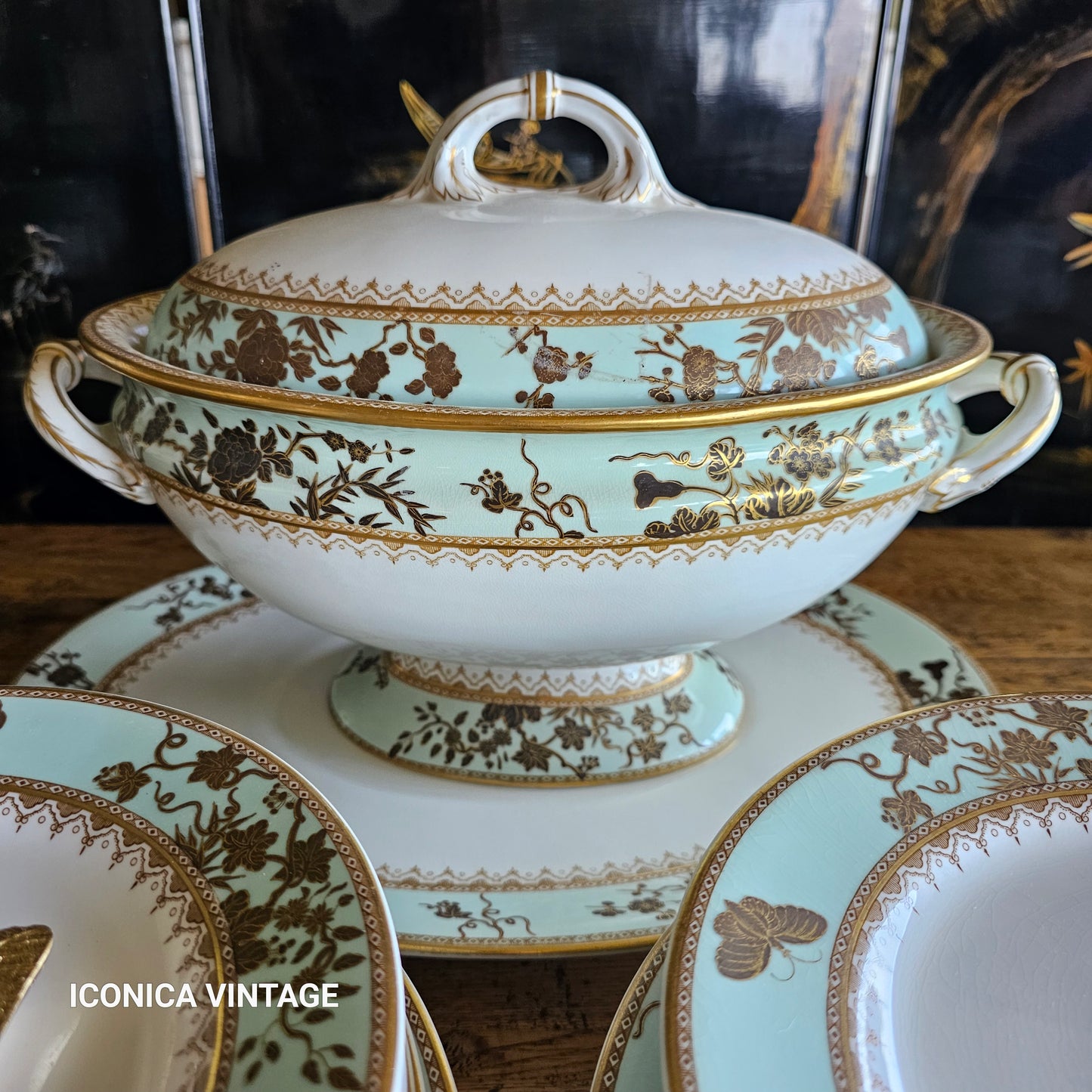 Exquisita y única vajilla Royal Worcester