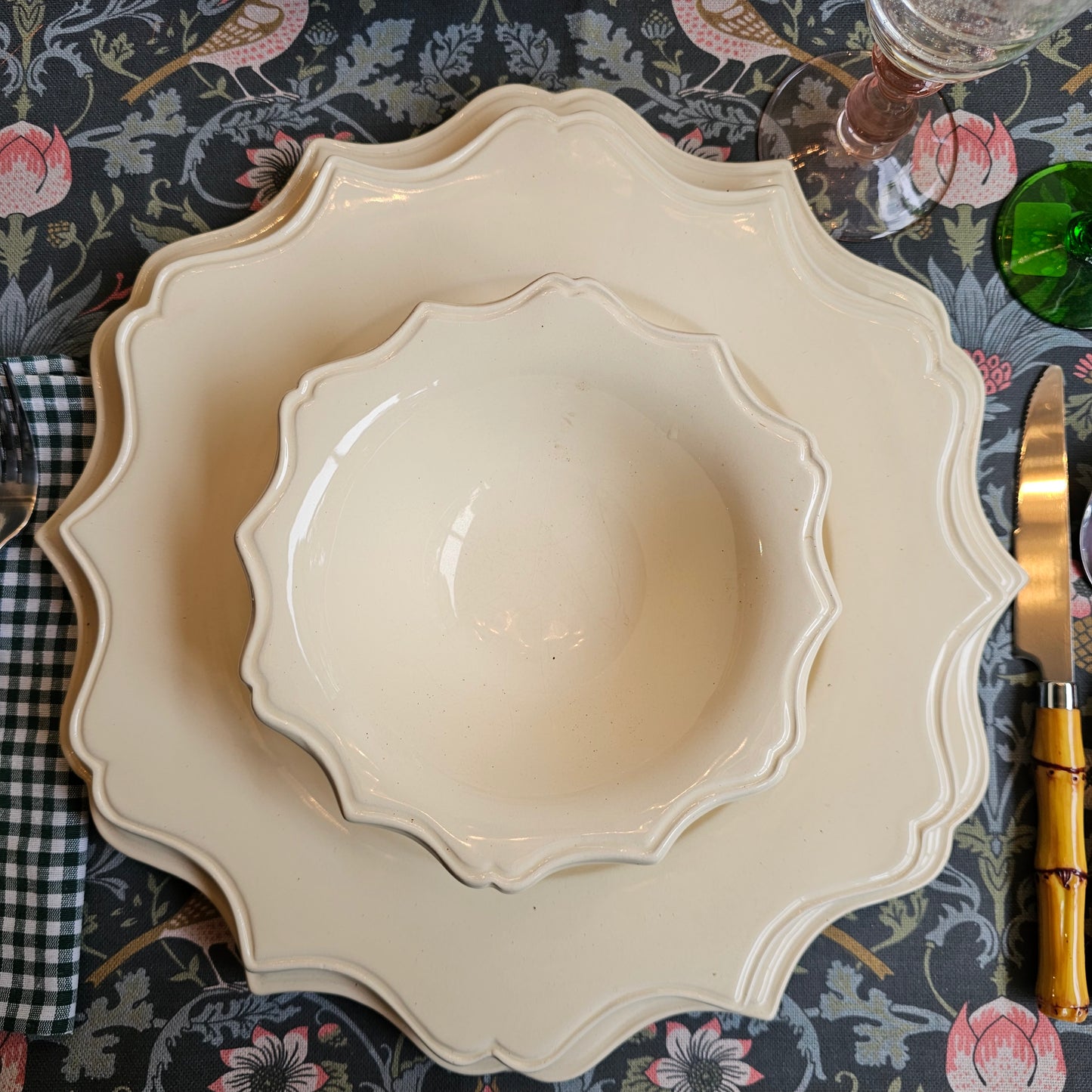 Vajilla artesanal de Uzés