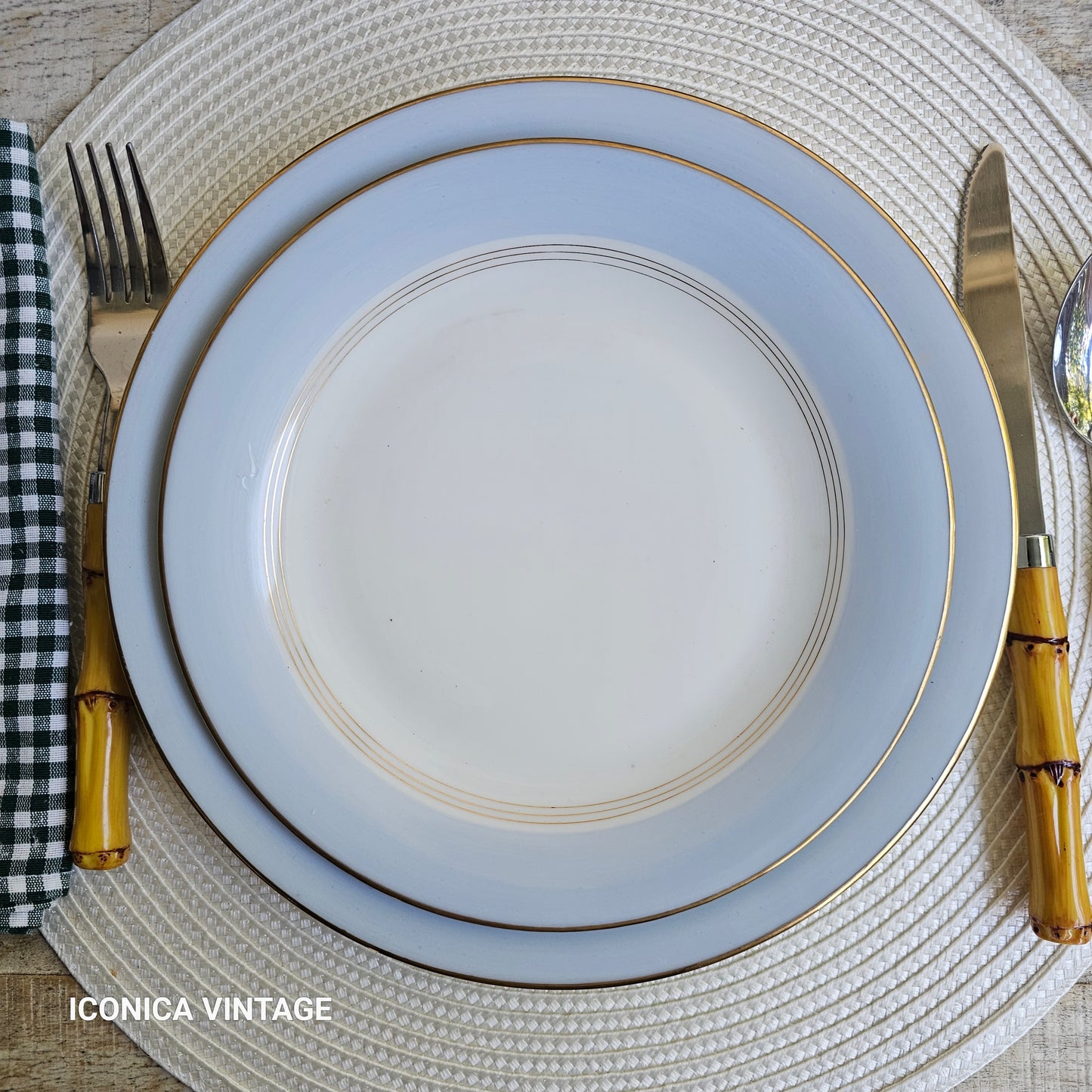 Vajilla de porcelana de Vierzon, años 30, color celeste