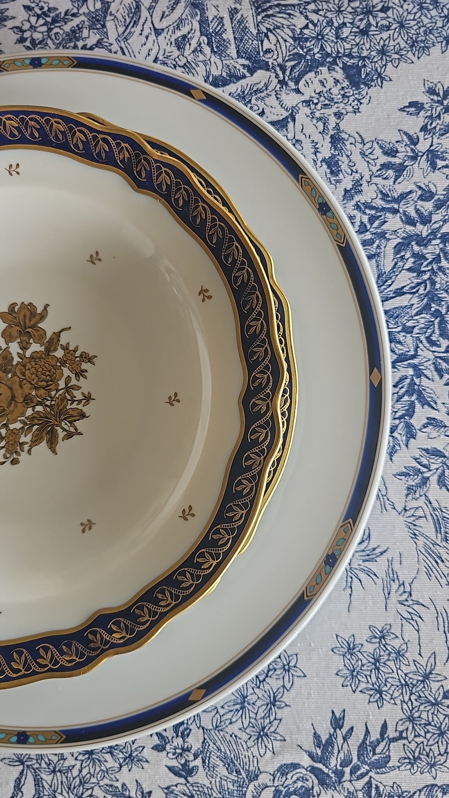 Vajilla de Limoges para 12 porcelana, oro y cobalto