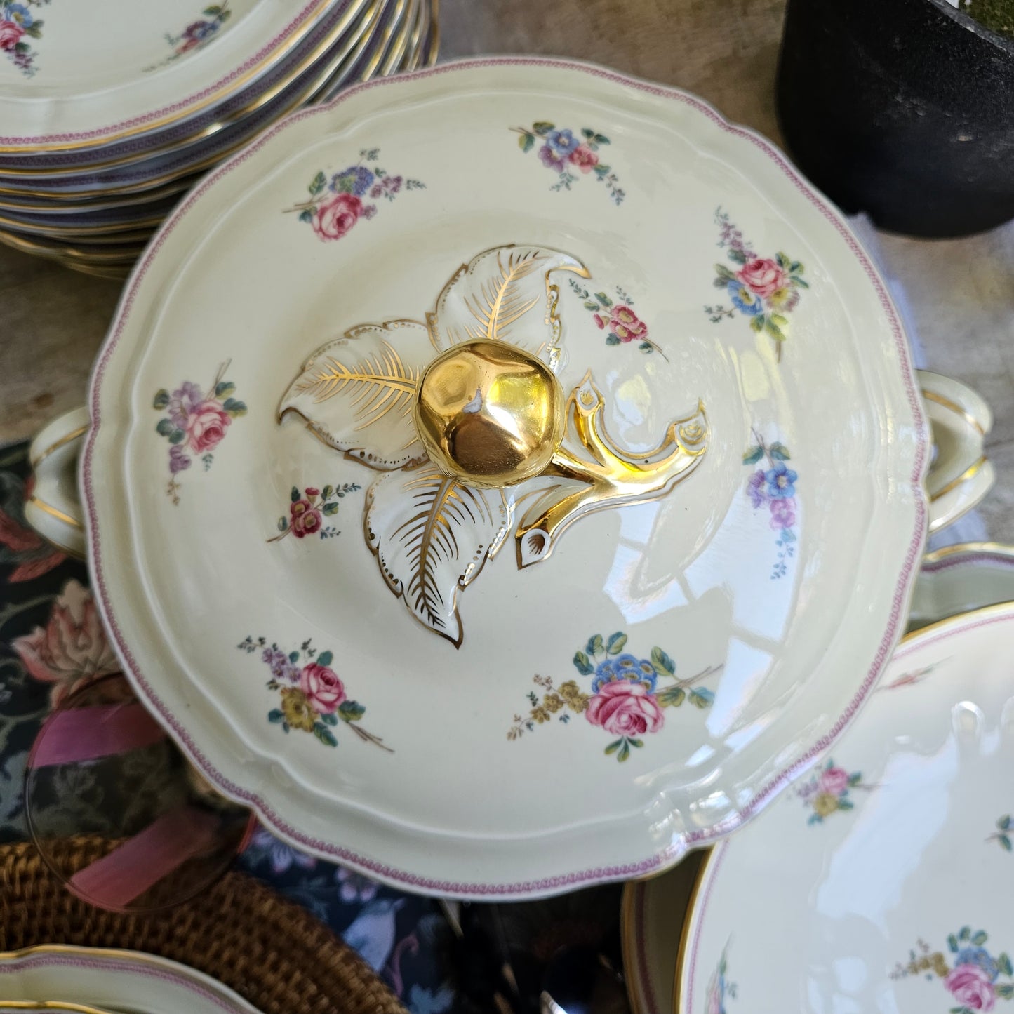 Vajilla para 12 de Bernardaud Classic Fleurs