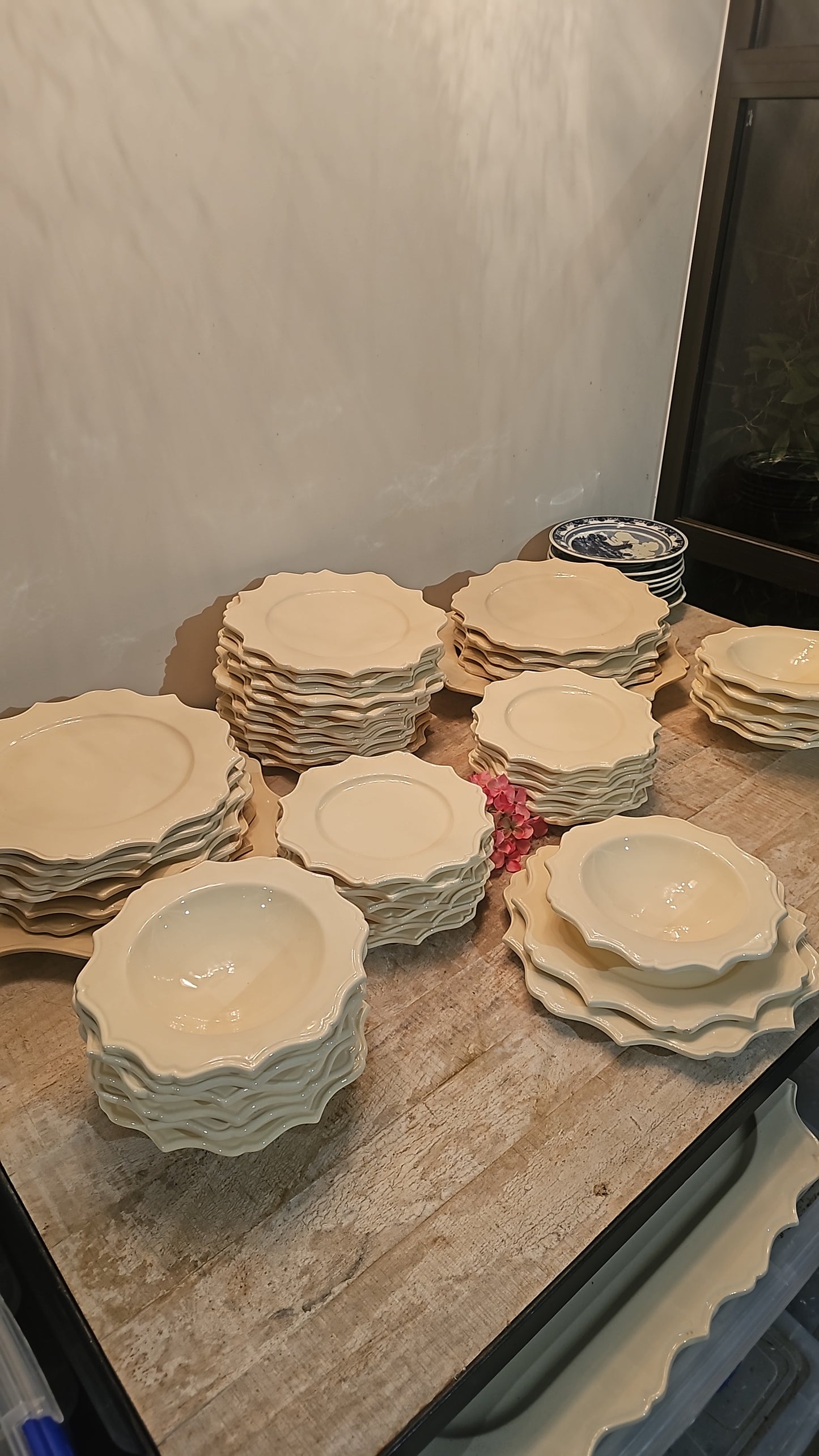 Vajilla artesanal de Uzés