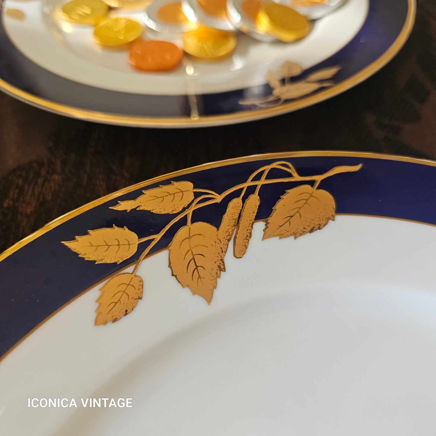 Vajilla classic, cobalto y oro