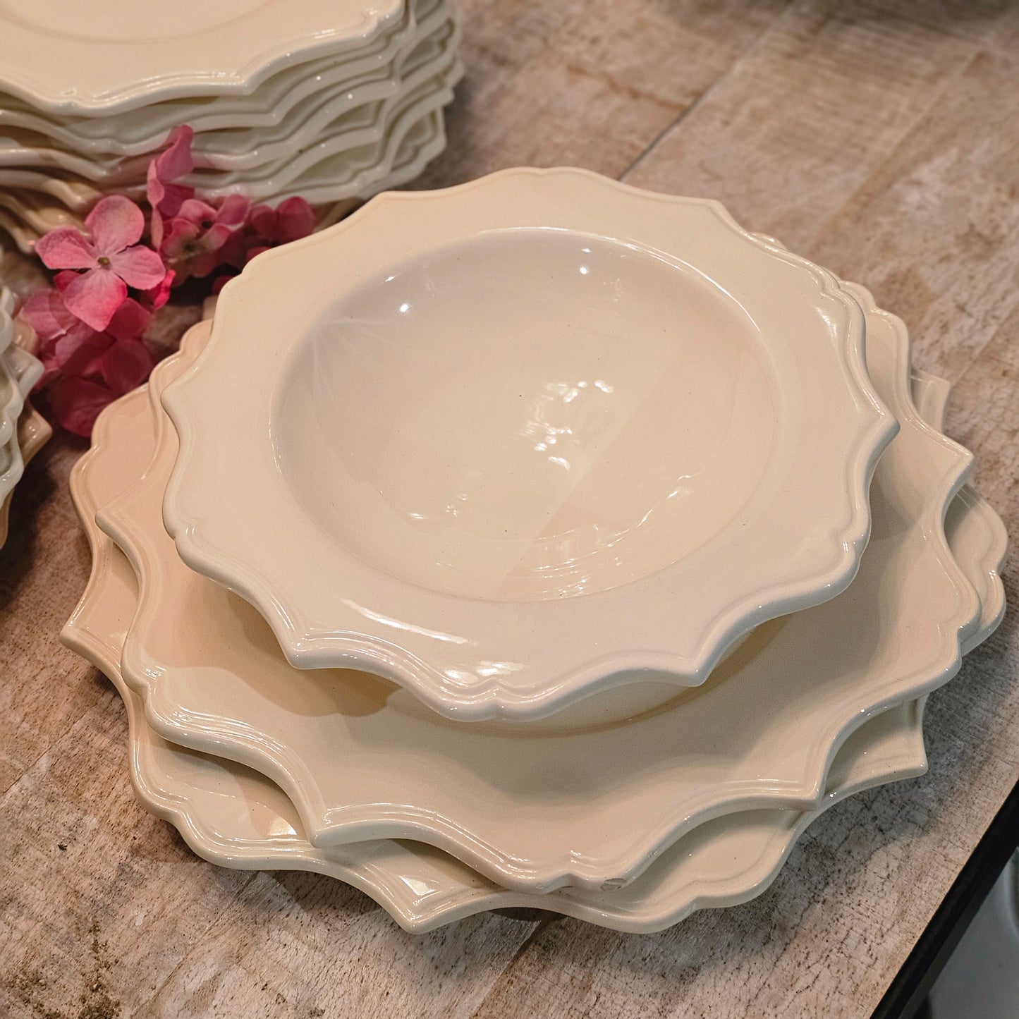 Vajilla artesanal de Uzés