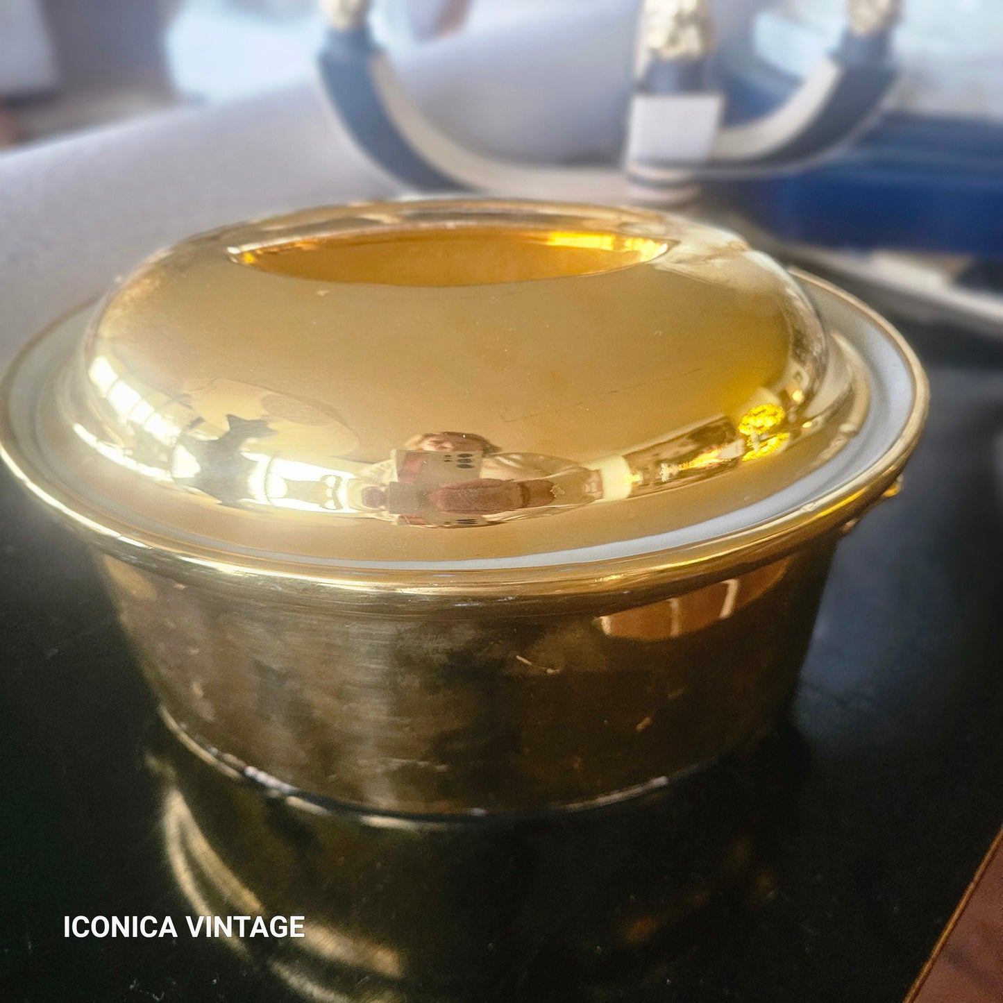 Legumbrera ovalada dorada