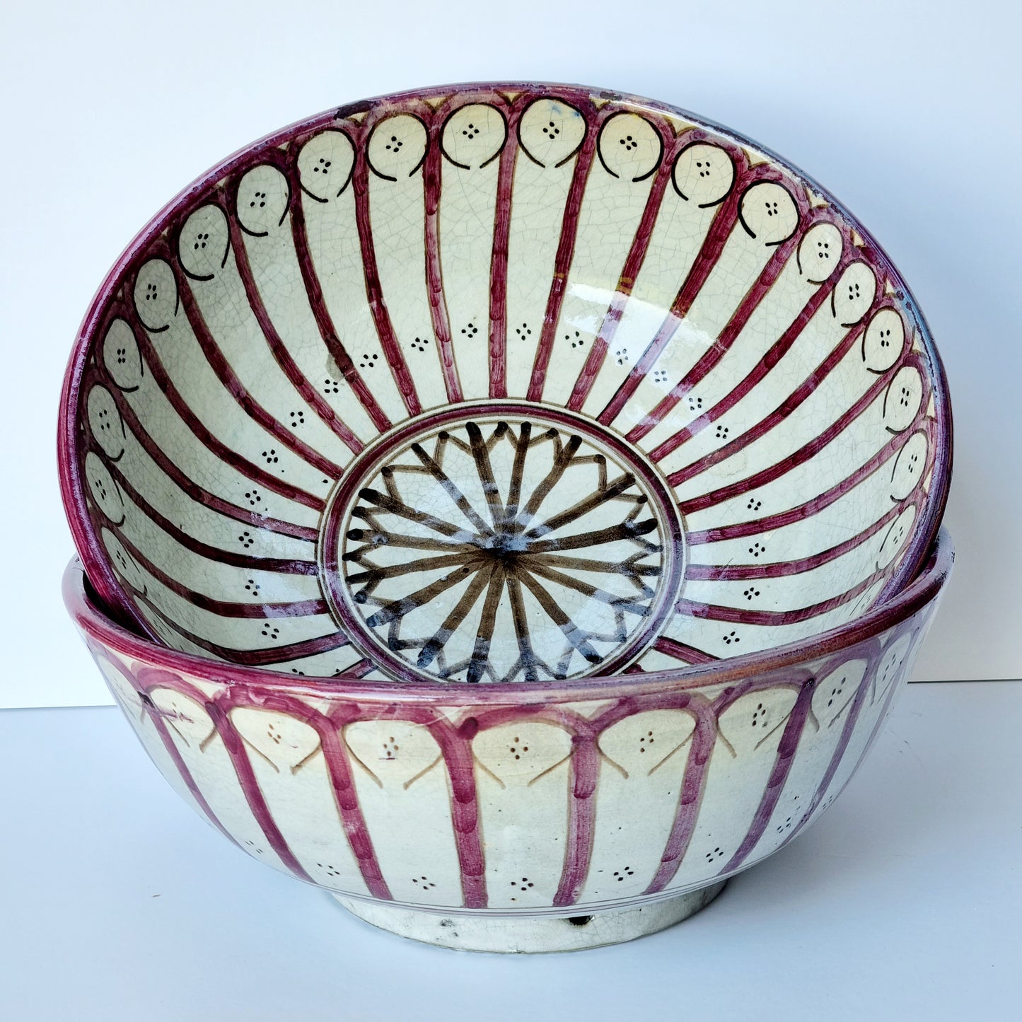 Dos cuencos de cerámica artesanal