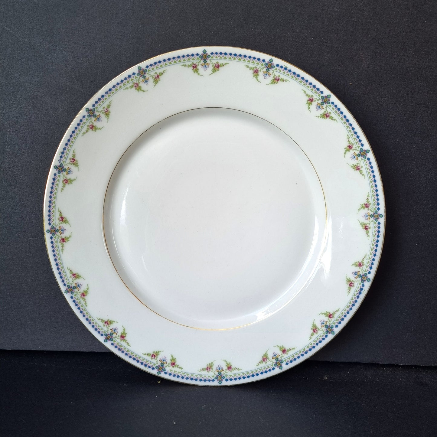 6 platos de porcelana de Limoges, Avricourt