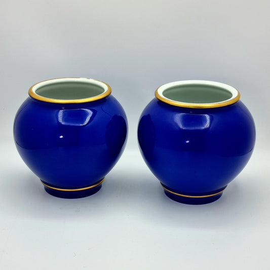 Dos jarrones Haviland azul cobalto y oro