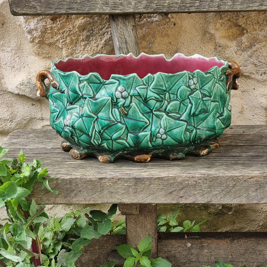 Jardinera en cerámica barbotine francesa color verde y rubí