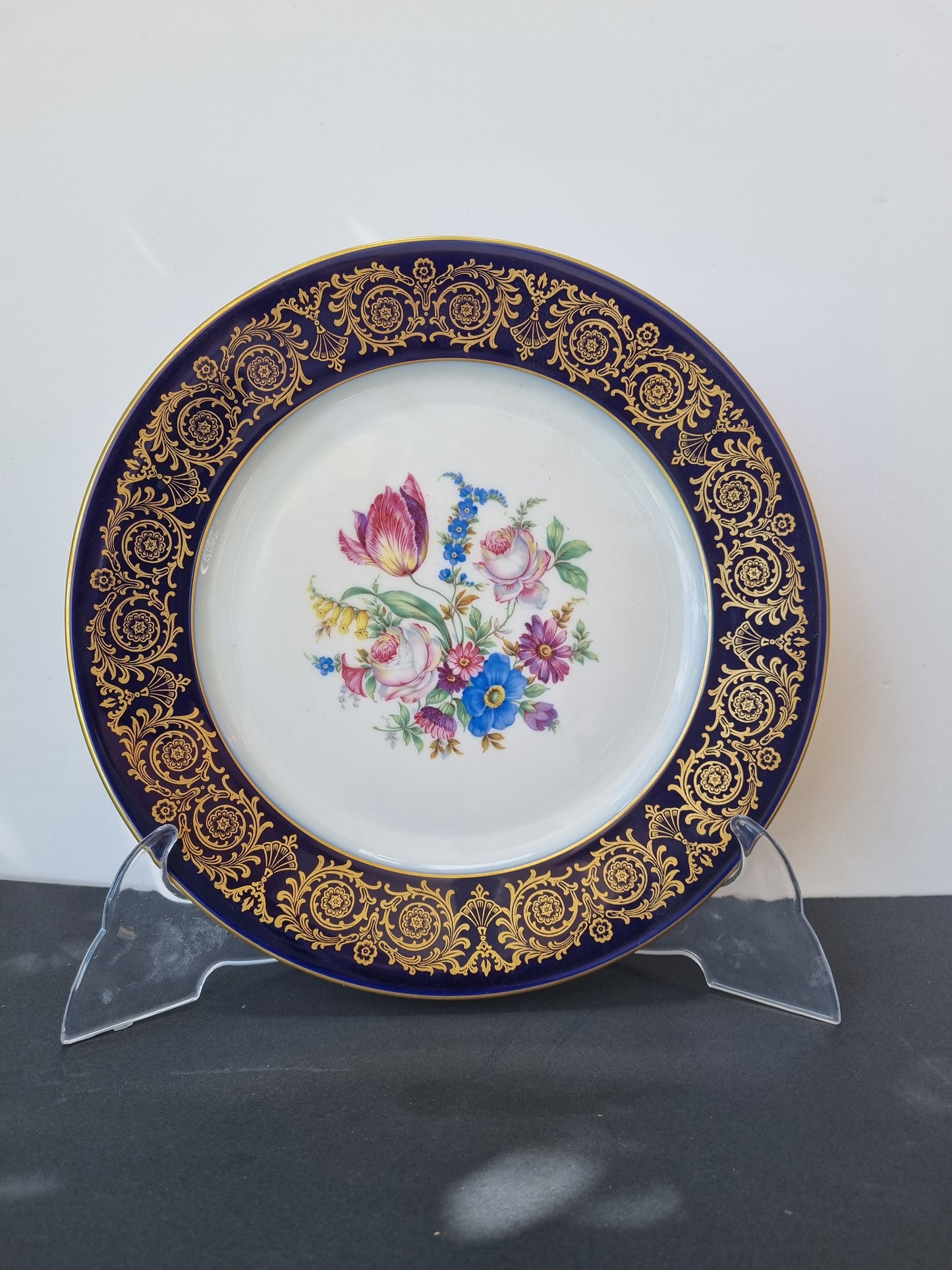 Platos llanos Rosenthal floral cobalto y oro