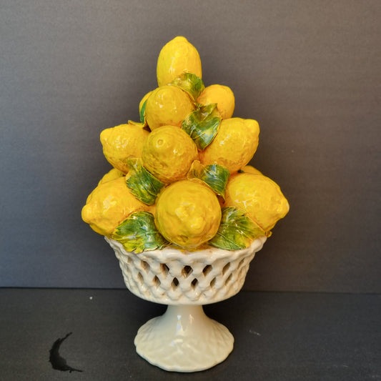 centro de mesa de cerámica italiana cesta con limones