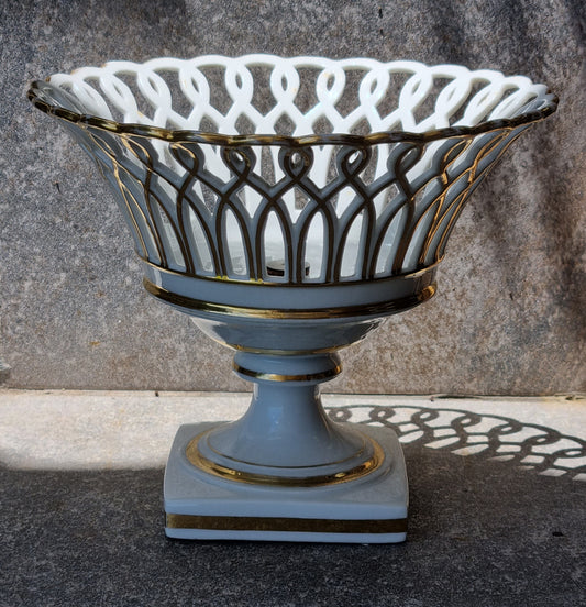 Frutero de porcelana francesa de Paris reticulada blanco y oro