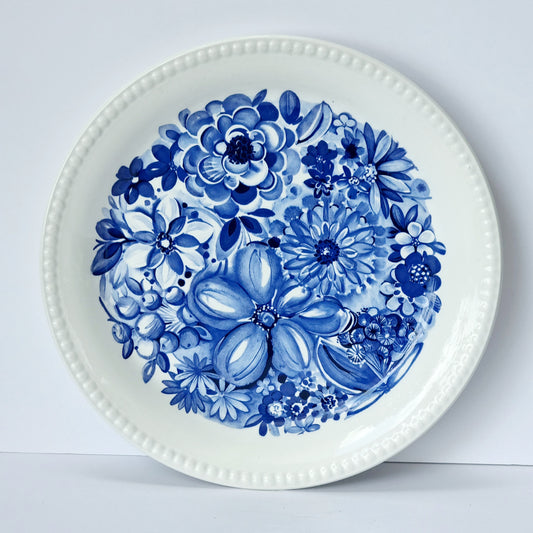 platos de porcelana Gefle flores azules Berit Ternell